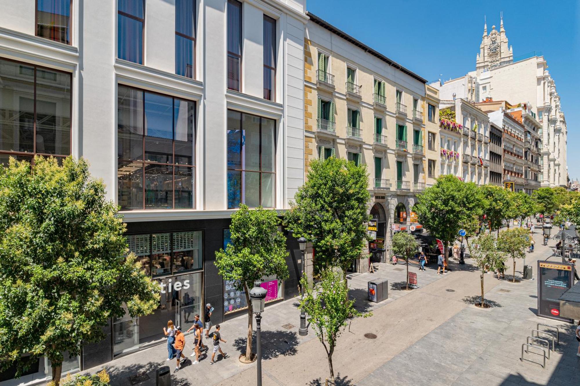 Vintage Apartment Near Puerta Del Sol Madrid Exterior photo
